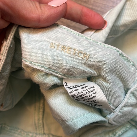 American Eagle High Waisted Stretch Pastel blue Jean Shorts sz 2 - Picture 7 of 10